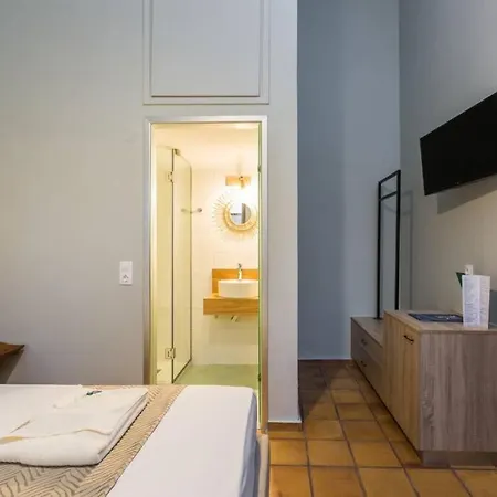Casa vacanze 4 Bedroom House In The Centre Of Old Town *